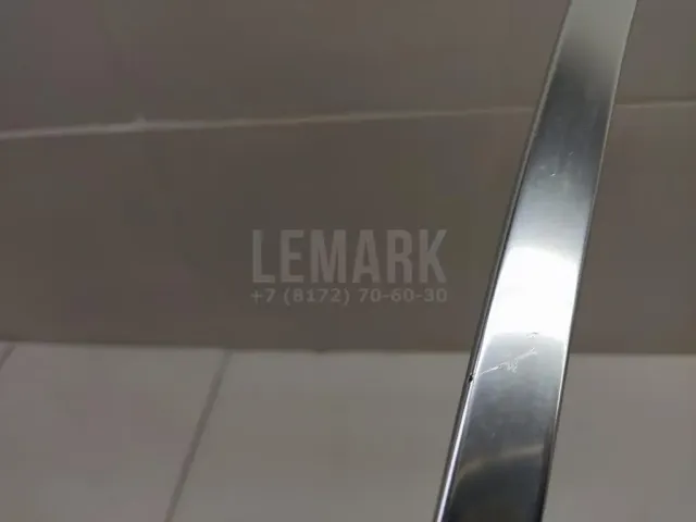 Накладка стекла заднего левого
