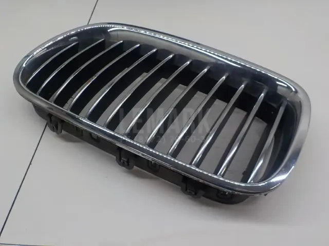 Решетка радиатора левая для  Bentley Continental GT 2003-2011