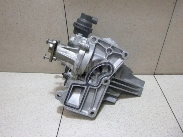 Насос водяной (помпа) для  Ford Focus I 1998-2005