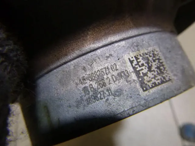 Опора переднего амортизатора для  Ford Kuga 2008-2012