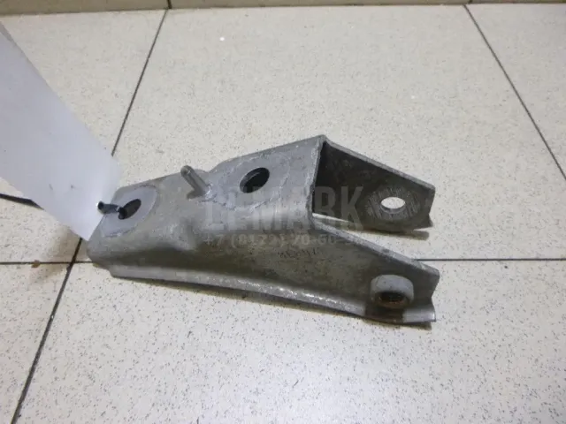 Кронштейн задней балки для  Audi A3 (8L1) 1996-2003
