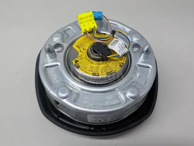 Подушка безопасности в рулевое колесо для  Audi 80/90 [B2] 0-1986