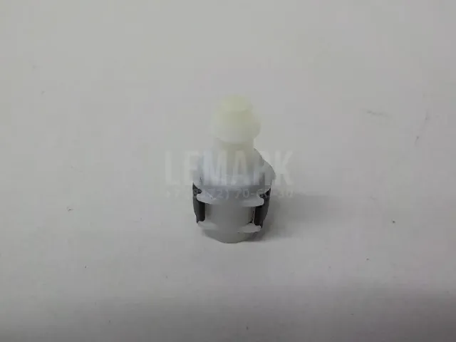 Переходник шланга омывателя