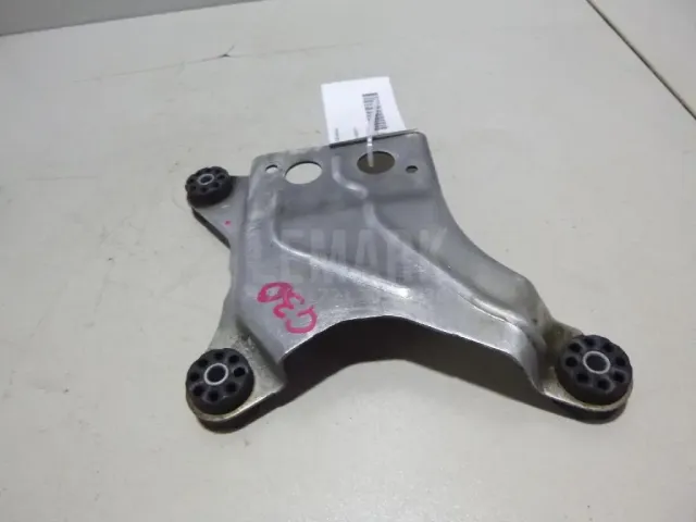Кронштейн блока ABS (насос) для  Ford Focus I 1998-2005