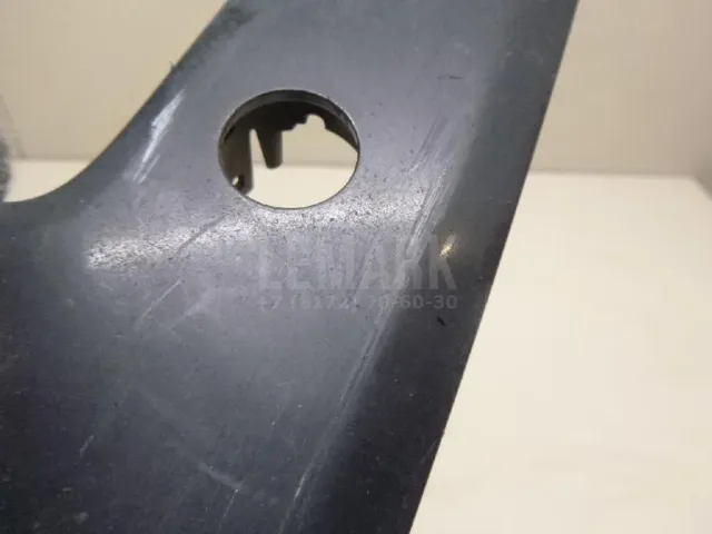 Накладка переднего бампера левая для  Ford Kuga 2008-2012
