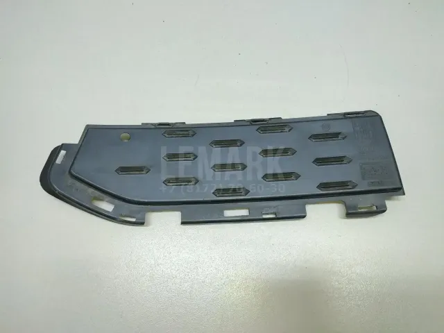 Решетка в бампер правая для  BMW 5-serie G30/G31/F90 2017-2023