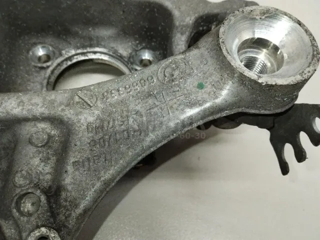Кулак поворотный задний правый для  Ford Fiesta 2008-2019