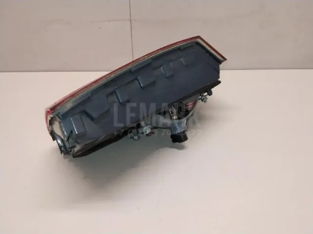 Фонарь задний внутренний правый для  Chevrolet Evanda 2004-2006