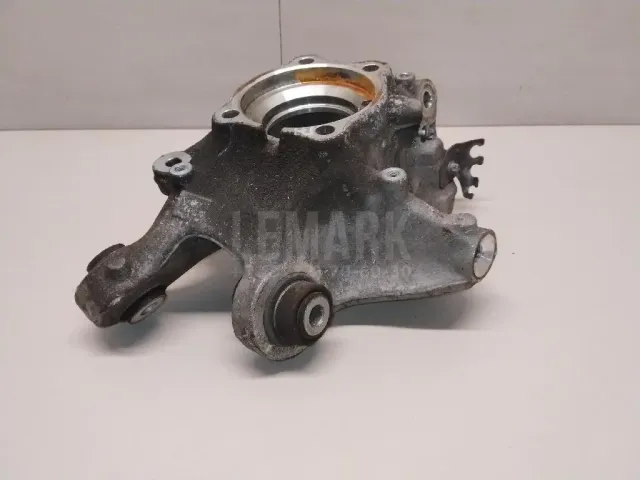 Кулак поворотный задний левый для  Audi TT(8N) 1998-2006