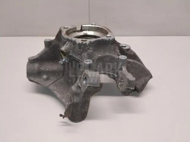 Кулак поворотный задний левый для  Audi TT(8N) 1998-2006