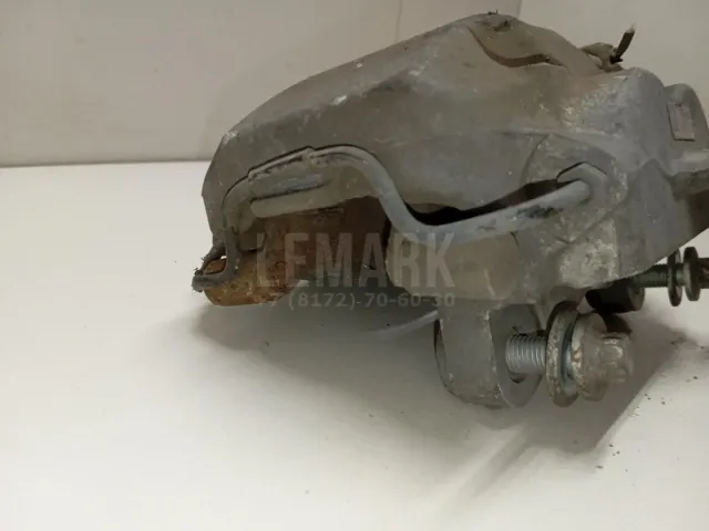 Суппорт тормозной передний левый для  BMW 5-serie G30/G31/F90 2017-2023
