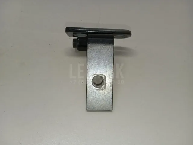 Петля двери задней правой нижняя для  BMW 7-serie E38 1994-2001