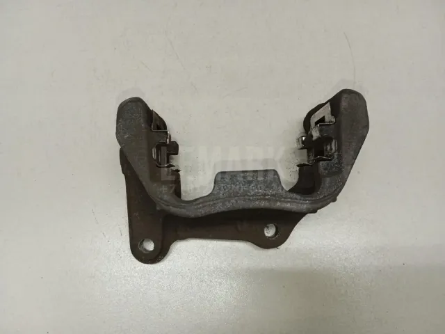 Скоба суппорта заднего левого для  BMW 3-serie F30/F31/F80 2011-2020
