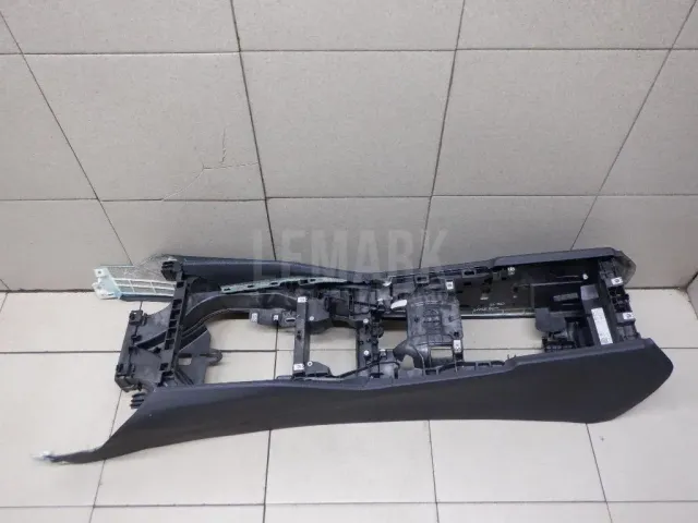 Консоль для  Audi Q3 (8U) 2012-2018