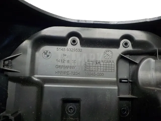 Кожух рулевой колонки нижний для  Audi A8 [4D] 1999-2002