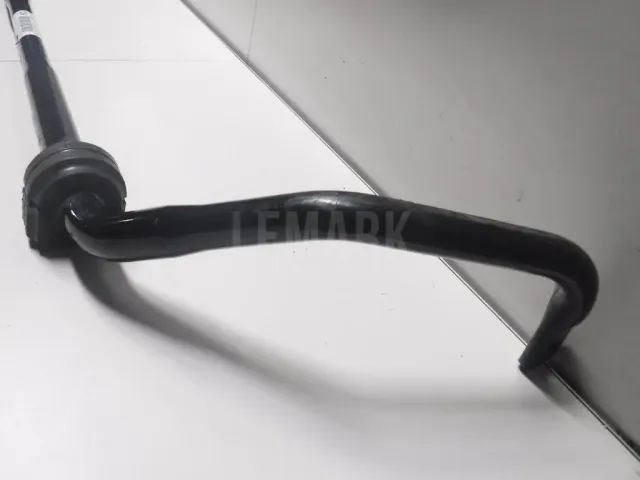 Стабилизатор передний