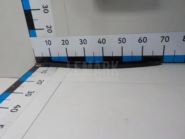 Накладка двери задней левой