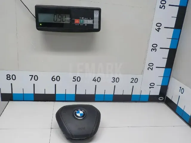 Подушка безопасности в рулевое колесо