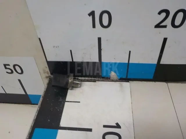 Датчик давления топлива