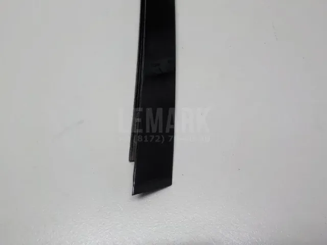 Накладка двери задней правой для  Ford Kuga 2008-2012