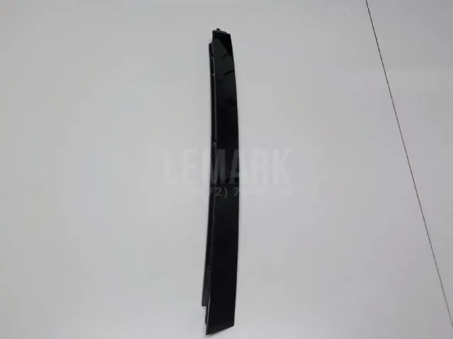 Накладка двери задней правой для  Ford Kuga 2008-2012