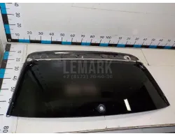 Стекло двери багажника
