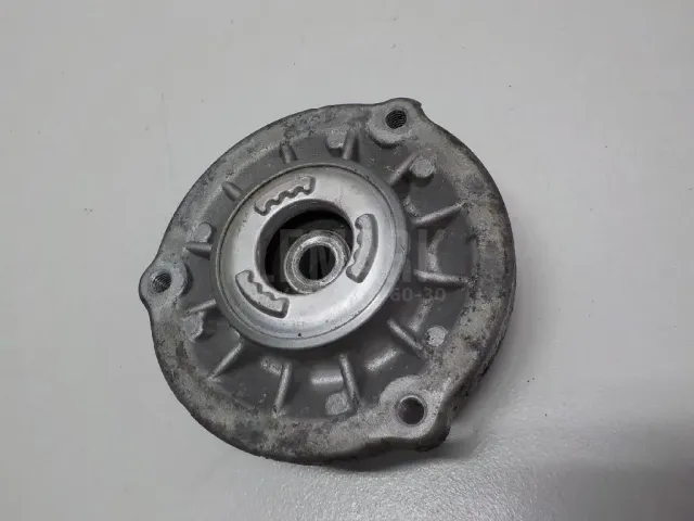 Опора переднего амортизатора для  Ford Kuga 2008-2012