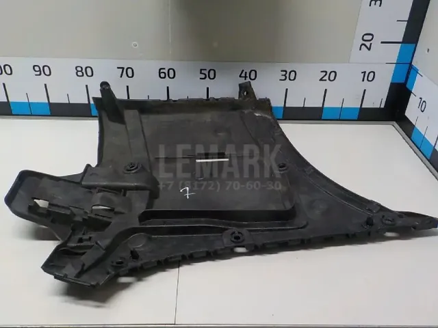 Направляющая заднего бампера правая для  Ford S-MAX 2006-2015