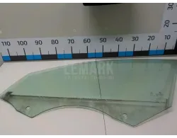 Стекло двери передней левой