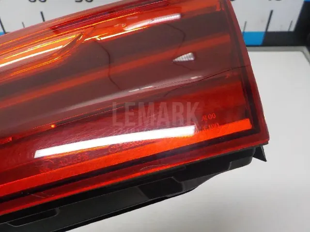Фонарь задний внутренний правый для  Audi 100/200 [43] 0-1983