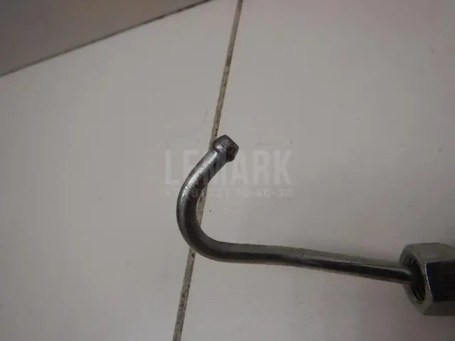 Трубка топливная