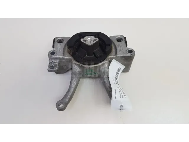 Опора КПП для  Ford Kuga 2008-2012
