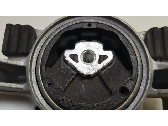 Опора КПП для  Ford Kuga 2008-2012