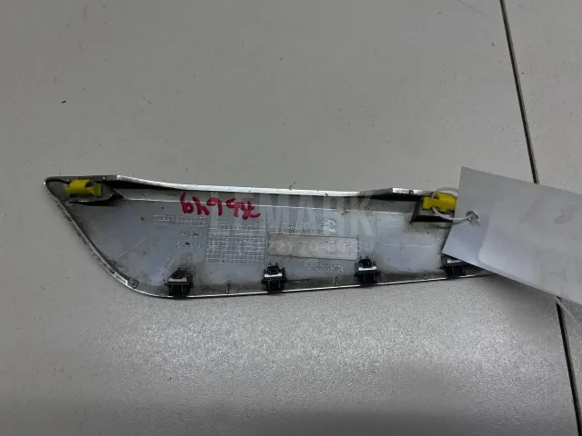 Накладка переднего крыла левого для  Audi 80/90 [B2] 0-1986
