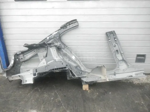 Порог со стойкой левый для  Ford Kuga 2008-2012