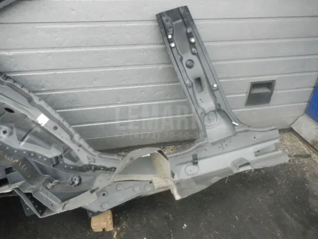 Порог со стойкой левый для  Ford Kuga 2008-2012