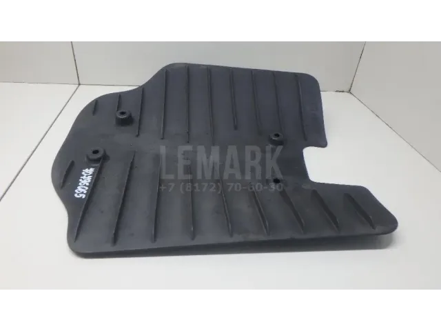 Пыльник (п.з.к.) для  Audi Q3 (8U) 2012-2018