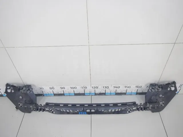 Направляющая заднего бампера для  Ford Kuga 2008-2012