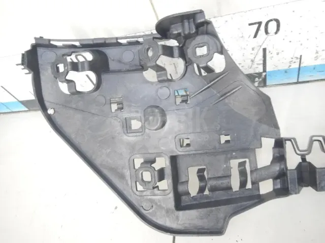 Направляющая заднего бампера для  Ford Kuga 2008-2012