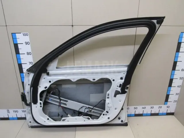 Дверь передняя правая для  BMW X4 F26 2014-2018