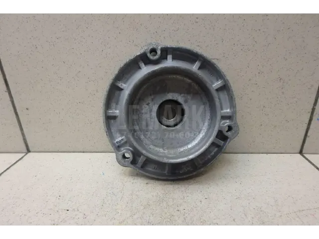 Опора переднего амортизатора для  Ford Kuga 2008-2012