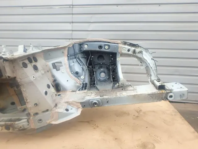 Лонжерон передний правый для  Ford Mondeo I 1993-1996