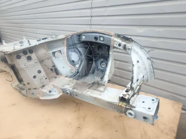 Порог со стойкой правый для  Chevrolet Evanda 2004-2006