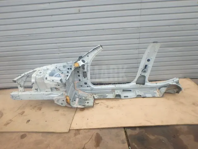 Порог со стойкой правый для  Chevrolet Evanda 2004-2006