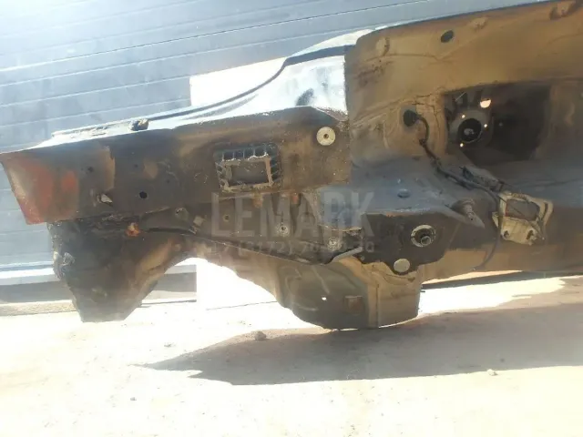 Крыло заднее левое для  Ford Kuga 2008-2012