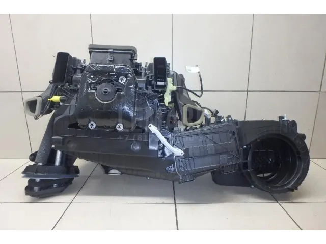 Корпус отопителя для  Chevrolet Tahoe III 2006-2014