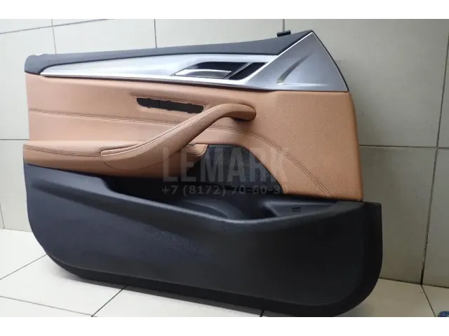 Обшивка двери передней левой для  Ford Focus IV 2018
