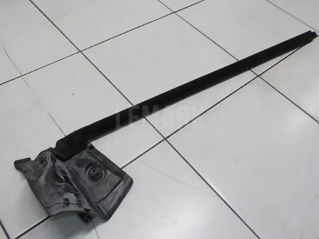 Уплотнитель стекла двери для  Exeed VX (M36T) 2021