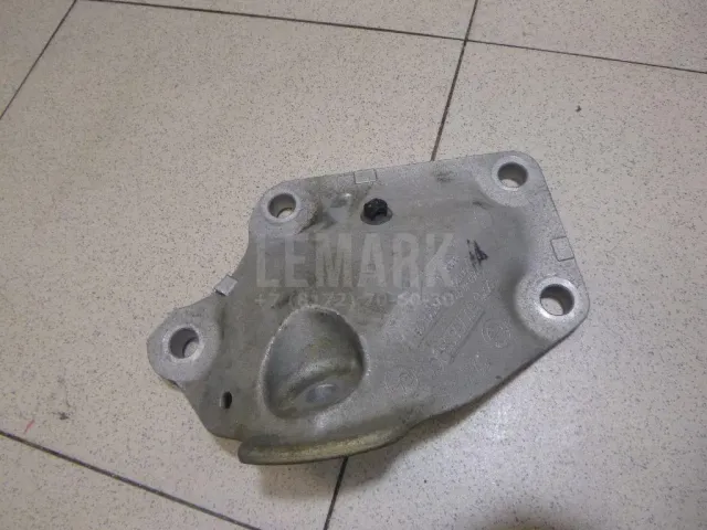 Кронштейн двигателя левый для  Chrysler Sebring/Dodge Stratus 2001-2007