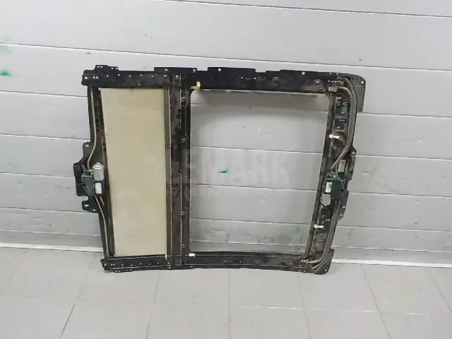 Люк в сборе электрический